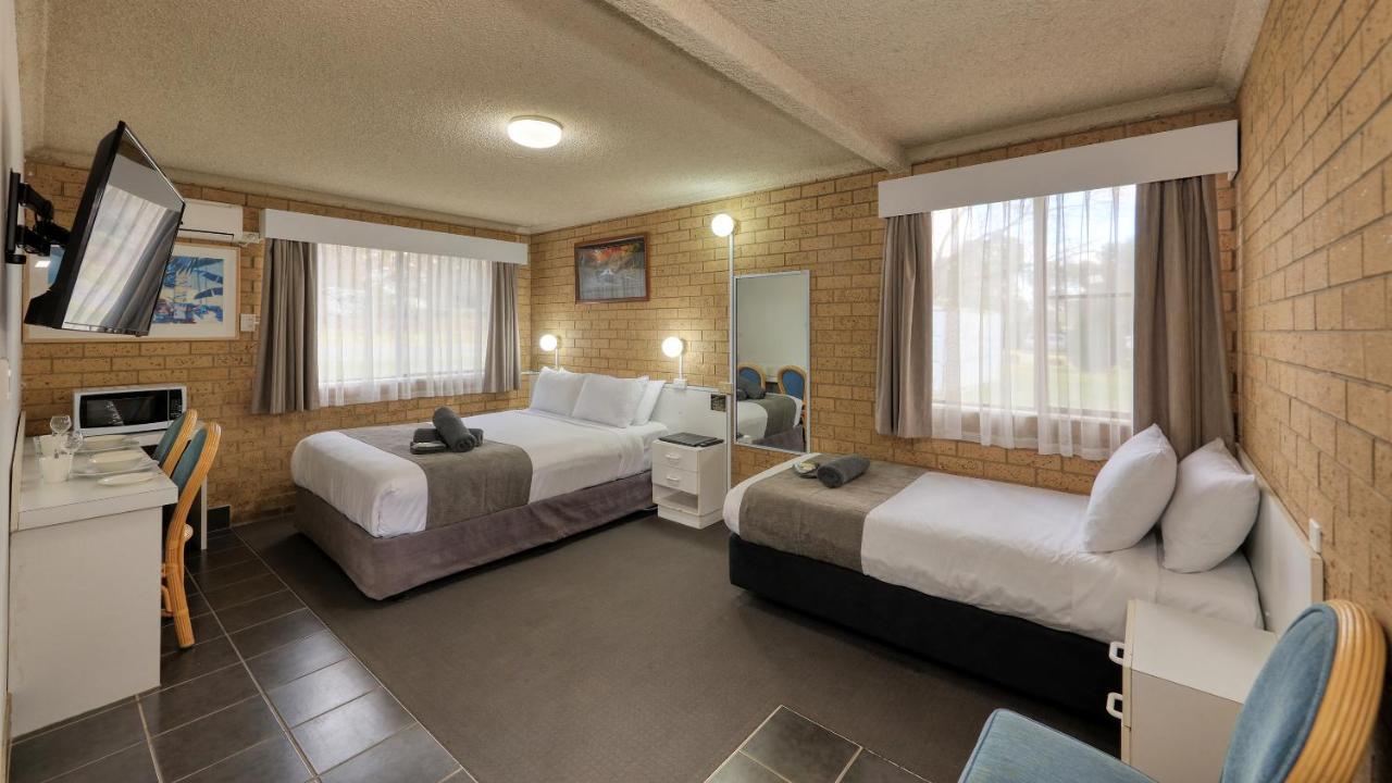Hamilton Hume Motor Inn Yass Buitenkant foto