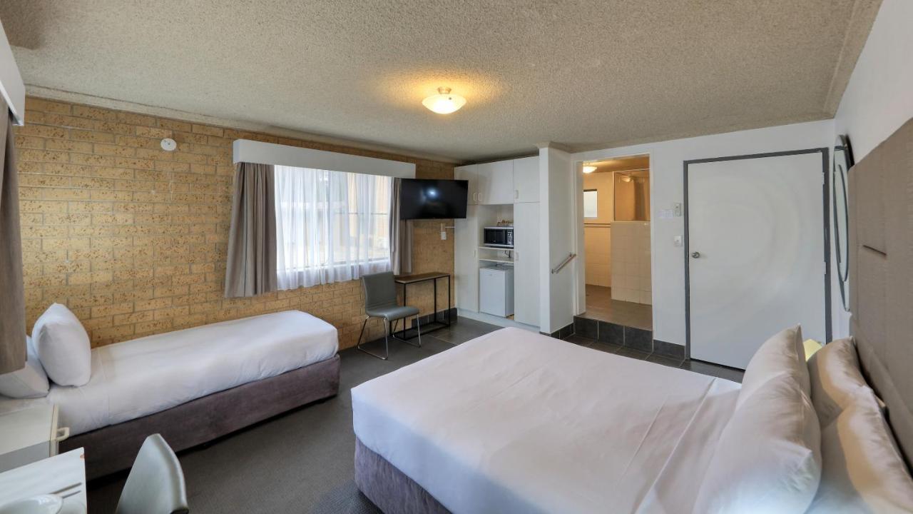 Hamilton Hume Motor Inn Yass Buitenkant foto